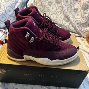 Retro 12 “Bordeaux”